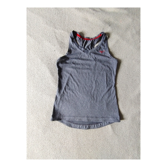 Light gray tank top - Picture 1 of 2